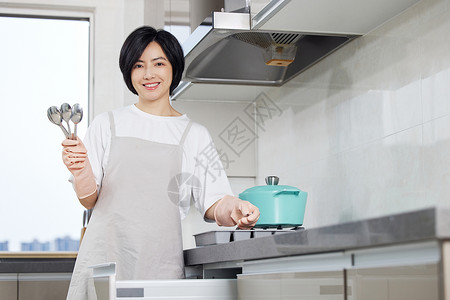家庭钟点工打扫厨房形象女性高清图片素材