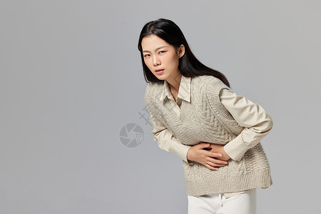 女性经期肚子疼痛图片