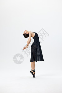 跳现代舞的气质女性舞者背景图片