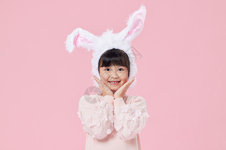 可爱女孩带兔耳朵形象高清图片