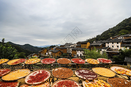 黄山特色阳产土楼晒秋背景