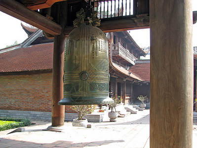佛寺的钟声在越南图片