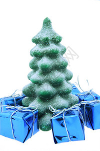 圣诞常青树和礼物图片