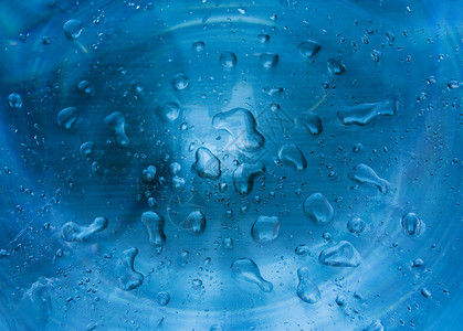 水晶般清澈的抽象水泡图片