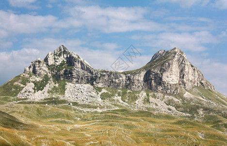 黑山杜米托尔山图片