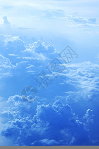 美丽的蓝云图片
