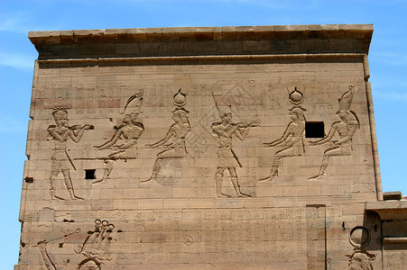 埃及菲莱岛上的古庙图片