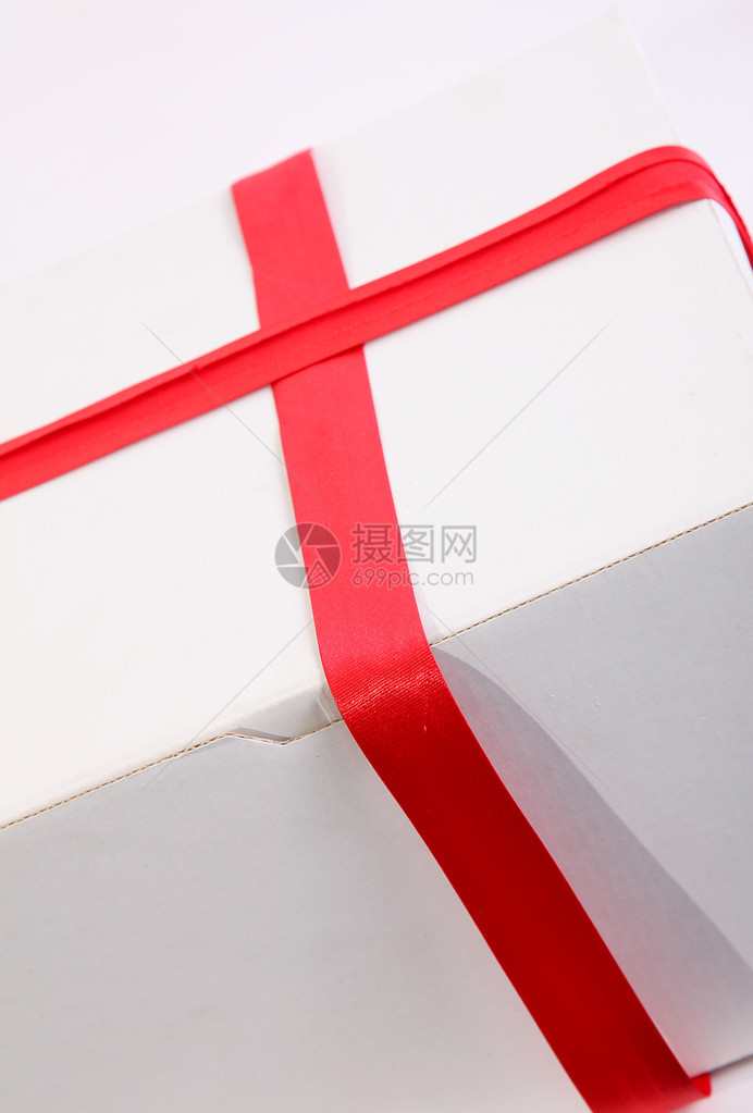 带红丝带的白盒子礼物图片图片