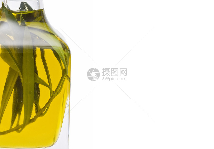 一个橄榄枝的橄榄油瓶子图片