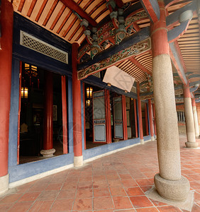 房子旧传统建筑内走廊的建筑图片