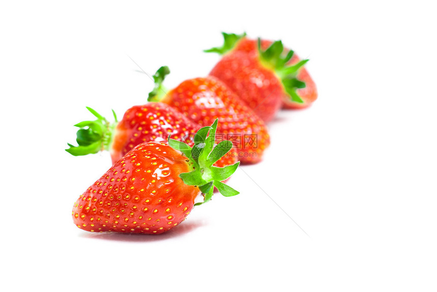 白色背景系列上孤立的草莓图片