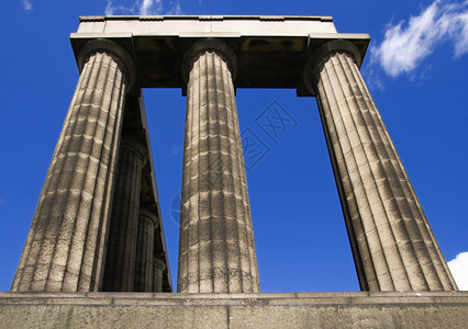爱丁堡的苏格兰纪念碑图片
