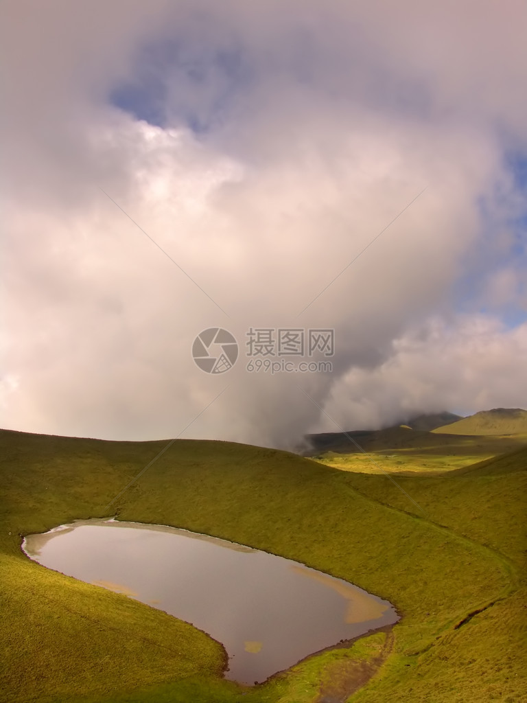 亚速尔岛湖图片