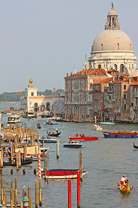 横跨意大利威尼斯运图片