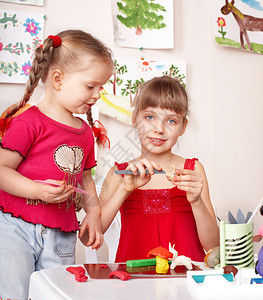橡皮泥制成的儿童模具幼儿园图片