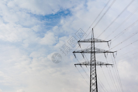 高压输电线路钢塔图片