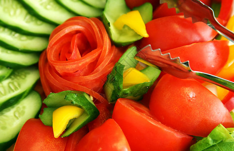 沙拉用西红柿黄瓜和胡椒图片