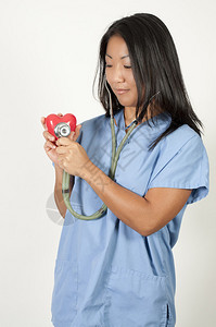 一位亚洲女心脏病学图片