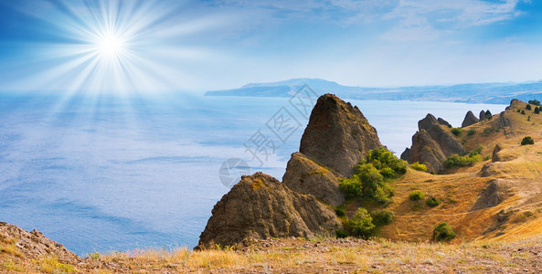 美丽的夏季风景图片