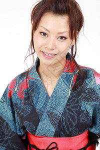 穿传统服饰Yukata或和服的图片