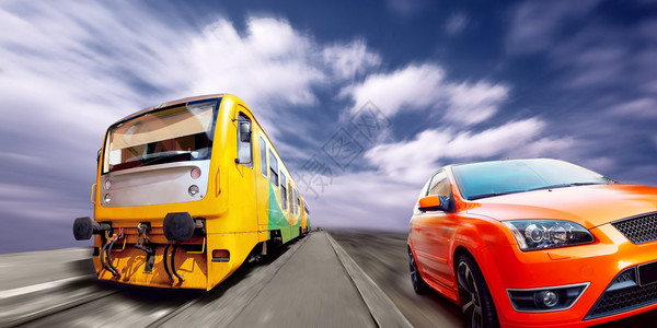 火车和跑车的速度图片