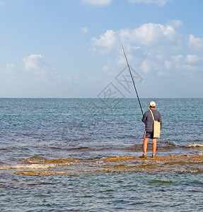 海上渔民图片