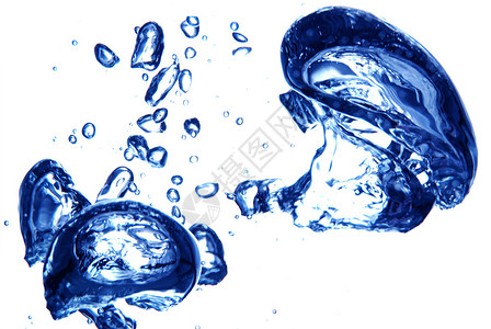 淡水中美丽的蓝色空气图片