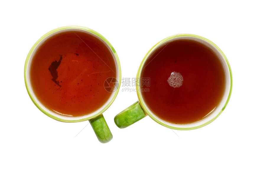 两个茶杯和茶叶图片