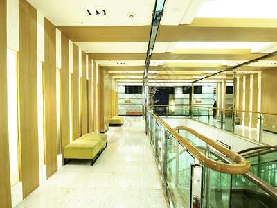 现代建筑中的长廊图片