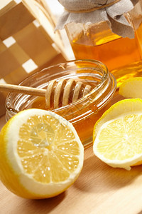 蜂蜜和柠檬图片