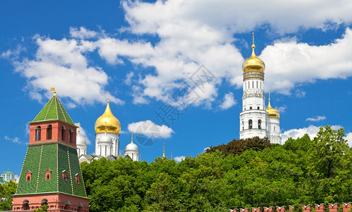 莫斯科克里姆林宫夏季日的图片