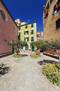 意大利古里亚州索里市的面积小的广场图片