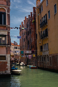 威尼斯运河与贡多拉图片