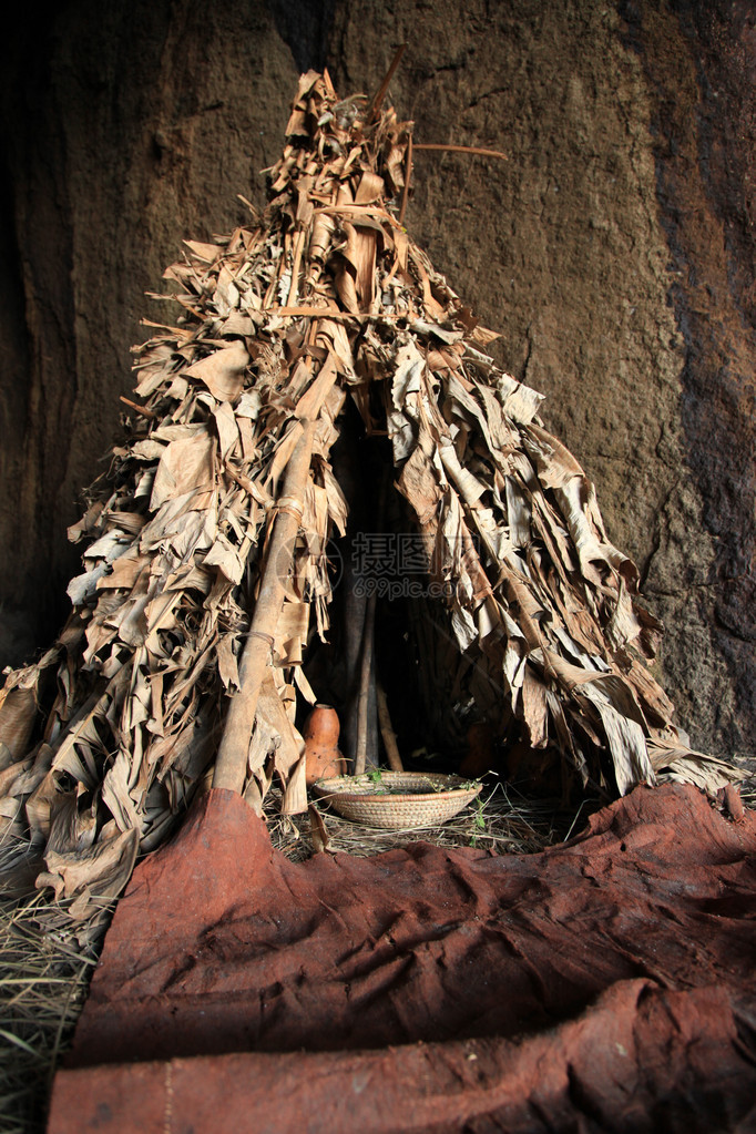 Semwema洞穴非洲乌干达西部图片