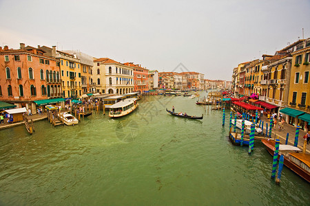威尼斯的浪漫运河图片