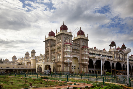 Mysore宫的外墙图片