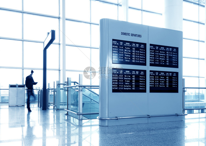 上海浦东机场的乘客机场内部图片