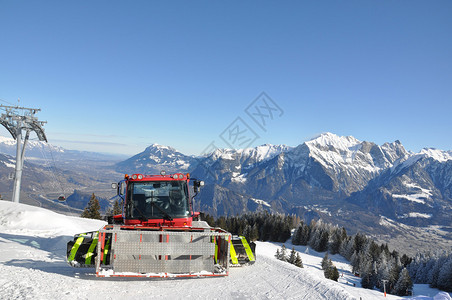 瑞士著名的滑雪度假胜地Pi图片