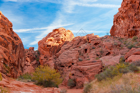 美国内华达州谷公园独特的红沙石岩层图片