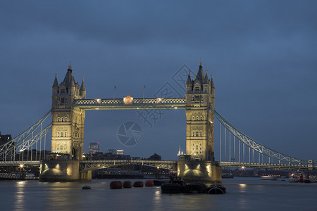 伦敦的Bascule塔桥泰晤图片