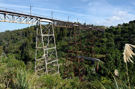 高架桥铁路桥图片