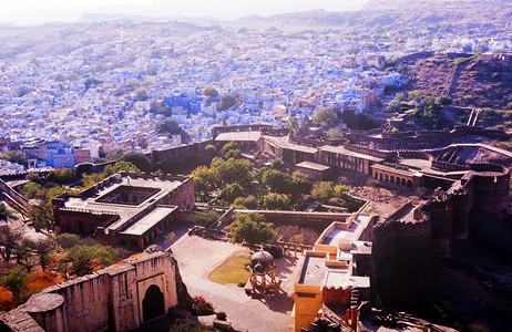 印度西部的蓝色城市J图片