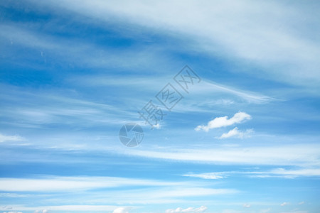 美丽的云彩蓝天图片