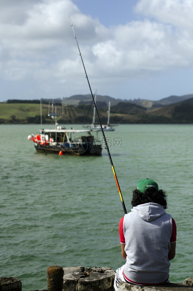 新西兰Mangonui的渔民捕鱼新西兰专属经济区占地410万平方公里图片