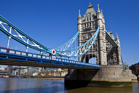雄伟的伦敦塔桥图片
