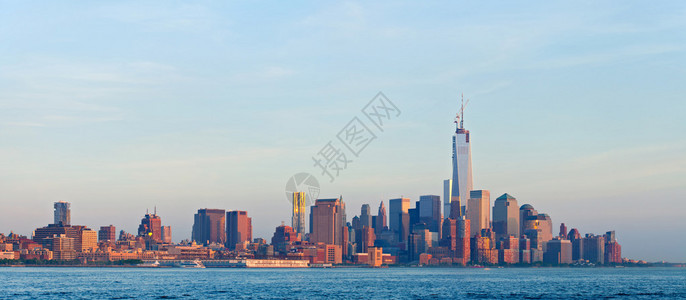 美国纽约州纽约市曼哈顿市下商业图片