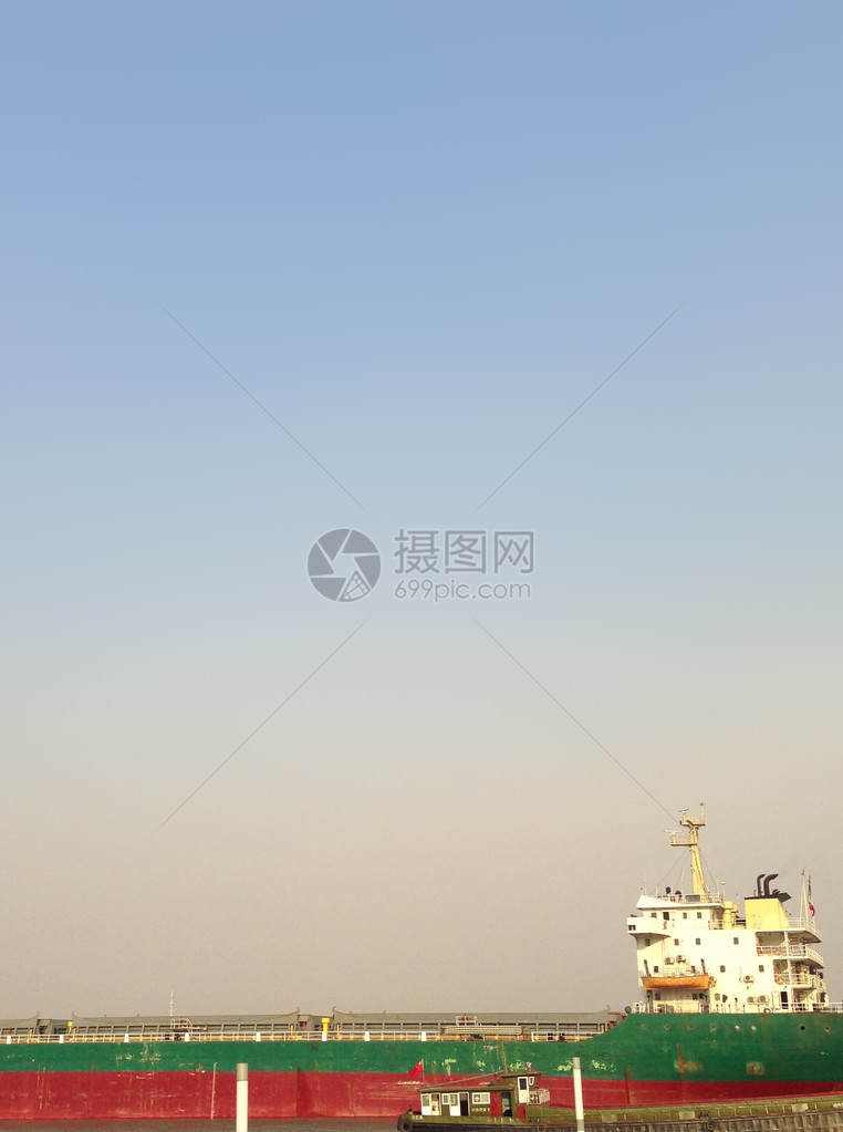 上海成为世界上最繁忙的集装箱港口图片