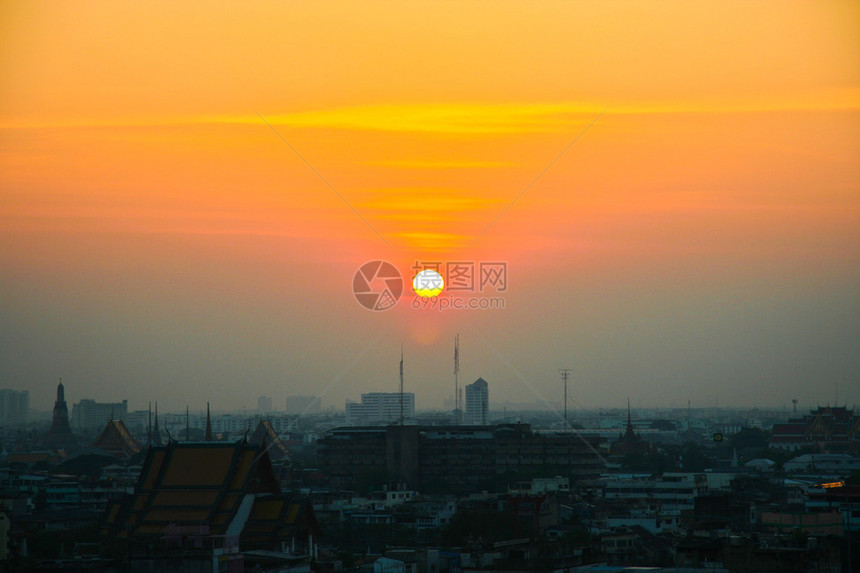 曼谷城市的日落图片