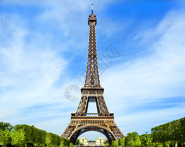 巴黎梦幻般的埃菲尔铁塔图片