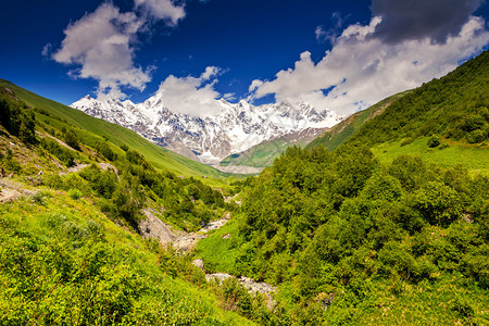 上斯瓦涅蒂山佐治亚欧洲高加索山脉美丽世界等地图片